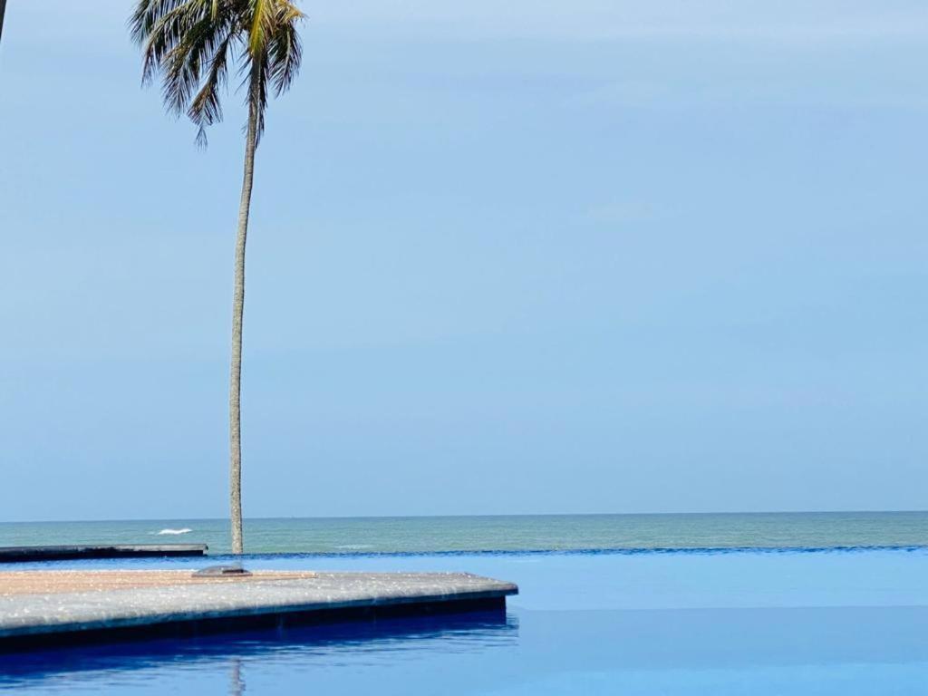 Hasara Oceanfront Apartments Galle Exterior photo